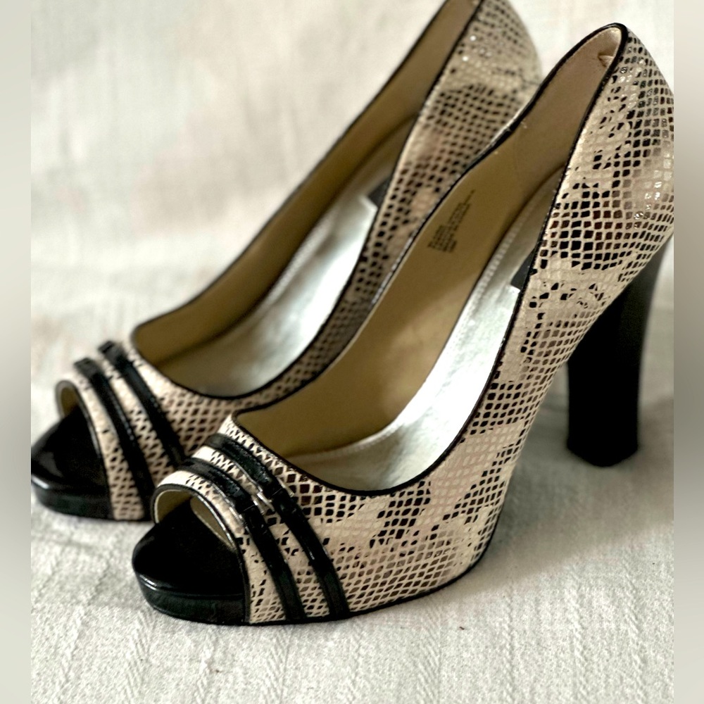 Black House White Market Heels